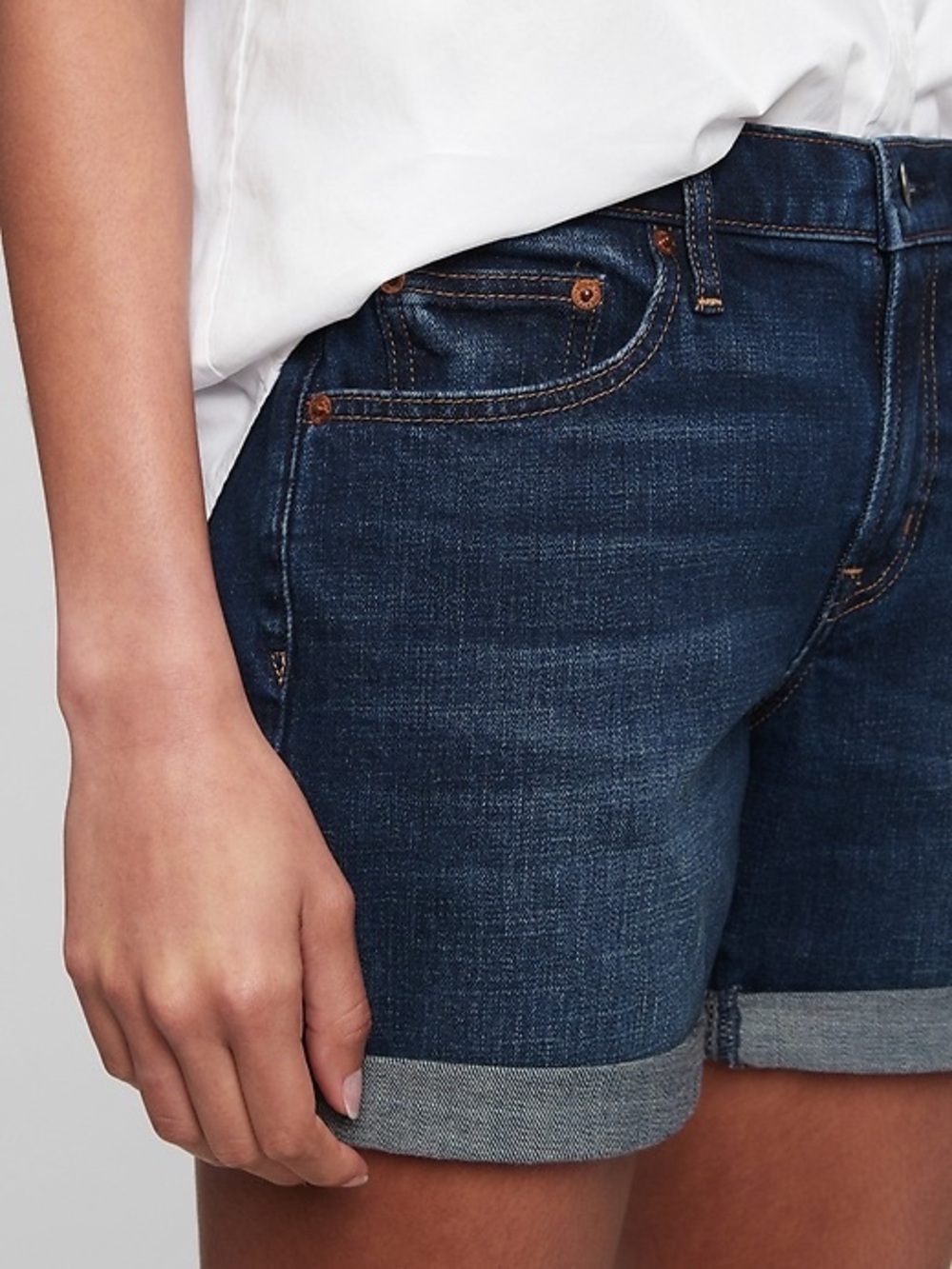 GAP girlfriend Women's Dark Blue Denim Shorts - Rolled Hem